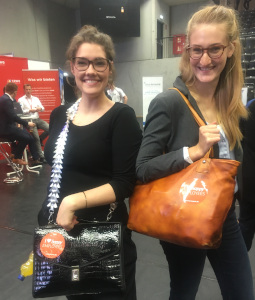 HR Puls Mitarbeiter im Team Meeting